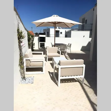 Villa Hortas - Modern At Silvercoast - Portugal