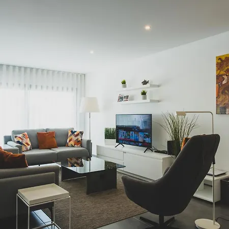 Hortas - Modern At Silvercoast - Portugal * Salir de Porto